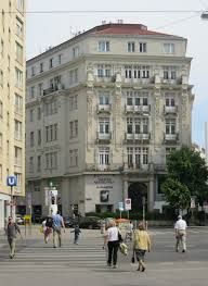 Nestroyhof 